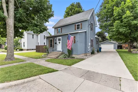 31 Pelton Ave, Coldwater, MI 49036