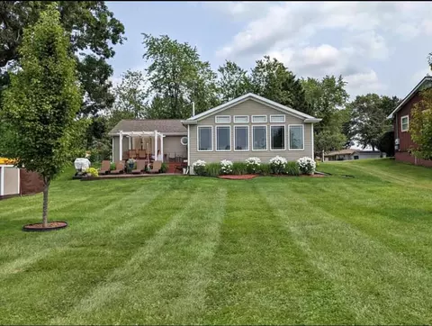 266 Stevens Shores Dr, Coldwater, MI 49036