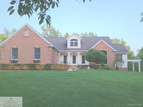 7760 Hunter, Bath, MI 48808 photo 1