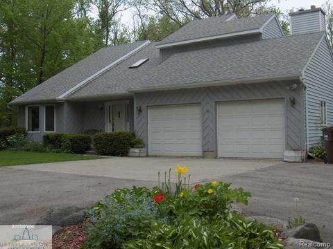 4189 Drumheller, Bath, MI 48808 photo 1