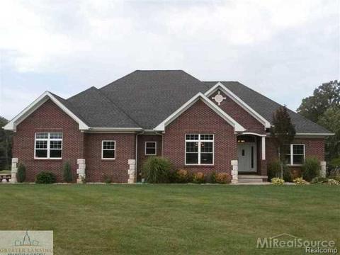 2950 Lyons Rd, Owosso, MI 48867 photo 1