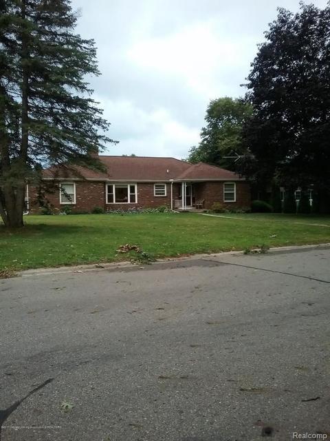 6580 Lansdown Dr, Windsor Twp, MI 48821 photo 1