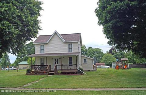 203 N Beach St, Bancroft, MI 48414 photo 1