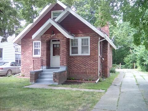 2012 Lyons Ave, Lansing, MI 48910 photo 1