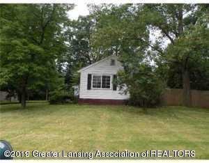 15292 Rickard Ln, Bath, MI 48808 photo 1