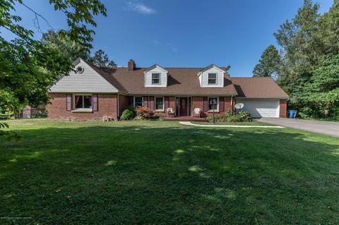 4540 W Herbison Rd, Dewitt, MI 48820 photo 1