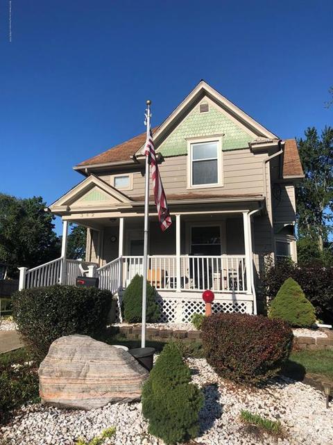 342 Carr St, Jackson, MI 49201 photo 1