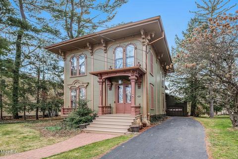 45 Marshall Homes For Sale Marshall Mi Real Estate Movoto