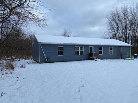 219 4th St, Plainwell, MI 49080 photo 1