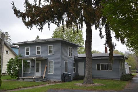 229 Cushman St, Plainwell, MI 49080 photo 1