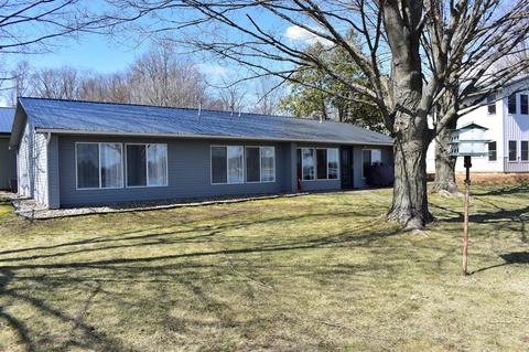 22871 Riverside Dr, Mendon, MI 49072 photo 1