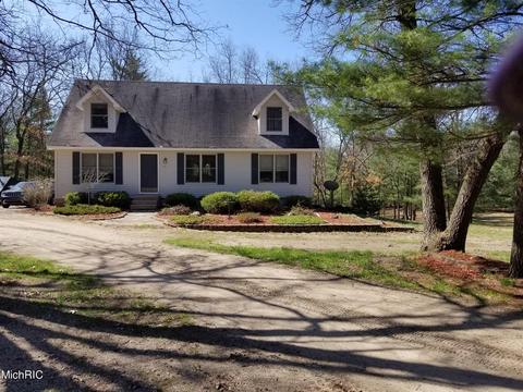 42 Whitehall Homes For Sale Whitehall Mi Real Estate Movoto