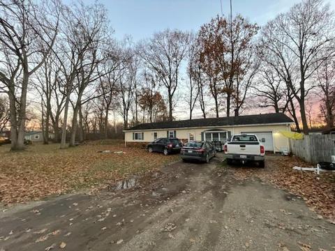 867 Kinter Rd, Bronson, MI 49028 photo 1