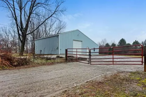 16957 Schwark Rd, Three Oaks, MI 49128 photo 1
