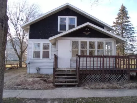 115 E Bronson St, Decatur, MI 49045 photo 1