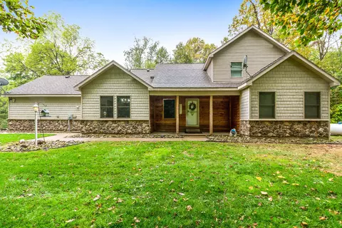 56870 Penn Rd, Penn, MI 49031 photo 1