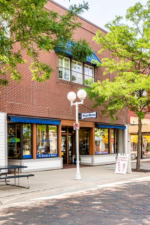 306 State St UNIT ST, St. Joseph, MI 49085