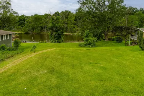 2320 Riverbend Dr, Unknown, MI 49022