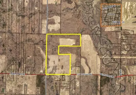 70 Th St, Geneva, MI 49090