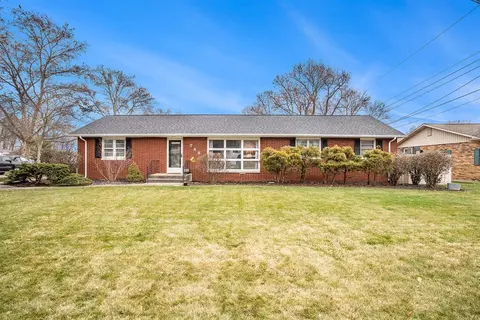 748 Chippewa St, Buchanan, MI 49107 photo 1