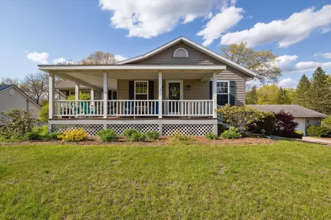 1405 Bell Rd, Niles, MI 49120