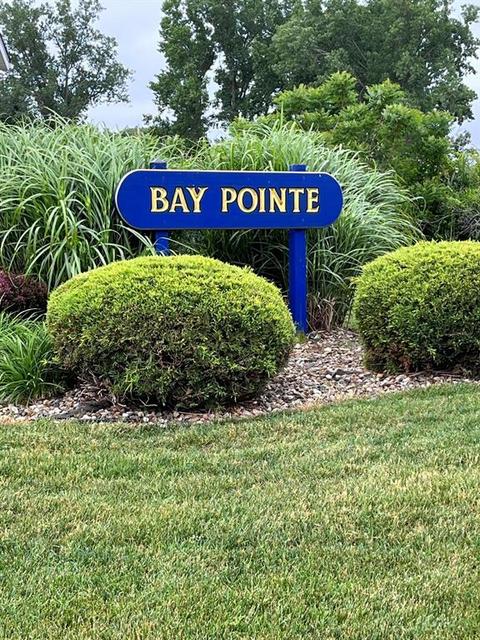2525 Bay Pointe Dr, St. Joseph, MI 49085