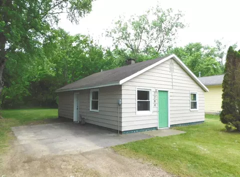 1284 Maynard Dr, Benton, MI 49022