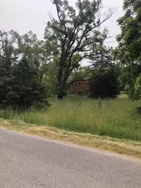 59371 4th Ave, Geneva, MI 49056