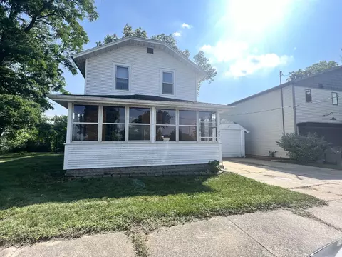 98 River St, Niles, MI 49120