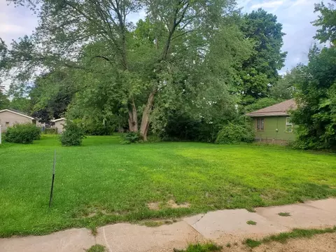 611 N Mechanic St, Berrien Springs, MI 49103
