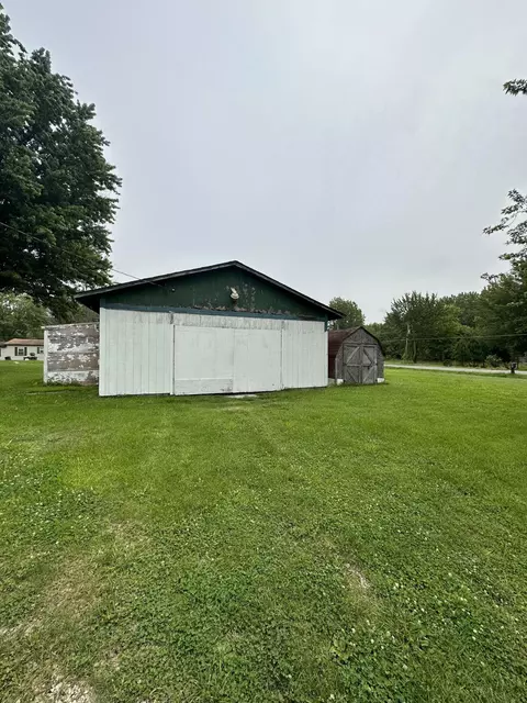 7855 Hagar Shore Rd, Coloma, MI 49038