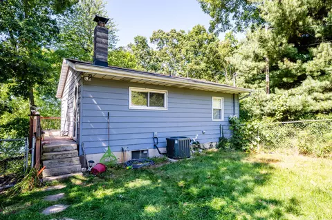 14724 Hideaway Dr, Porter, MI 49095