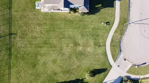 410 Market Pl, Benton Harbor, MI 49022