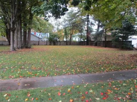 923 Hickory St, Niles, MI 49120