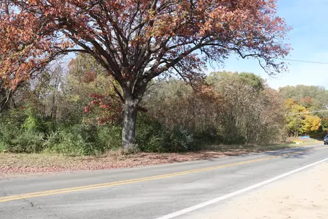 Paw Paw Avenue, Benton, MI 49022