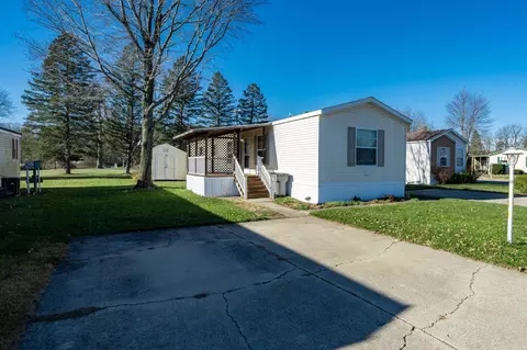 6905 Garver Lake Road Unit Rd #2, Ontwa, MI 49112