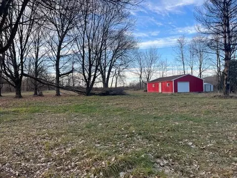 11596 Pucker St, Berrien, MI 49120