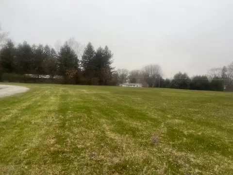 458 S Church St, Coloma, MI 49038
