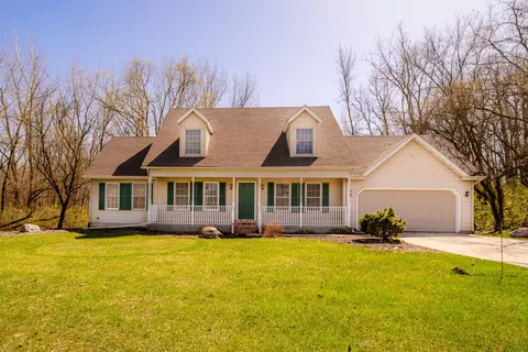 2382 E Snow Rd, Oronoko, MI 49103