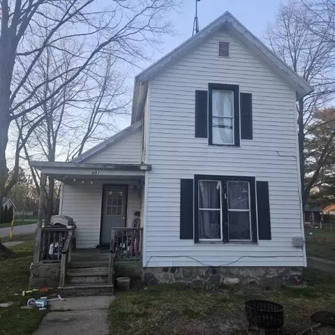 401 Keene Ave, Dowagiac, MI 49047