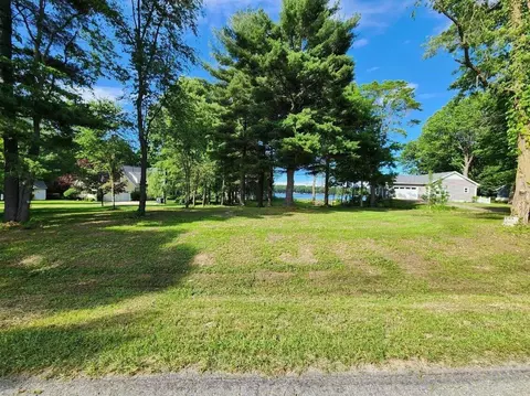 60816 Klett Dr, Keeler, MI 49045