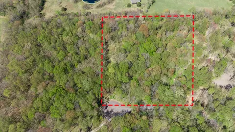 70801 Hideaway Ln, Milton, MI 49120
