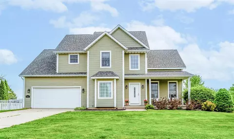 6023 Longhorn Trl, Stevensville, MI 49127