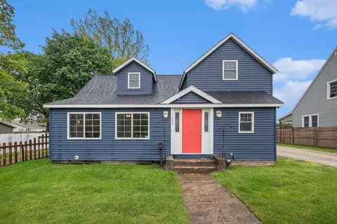 1323 N 11th St, Niles, MI 49120