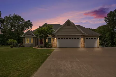 70718 Batchelor Dr, Milton, MI 49120