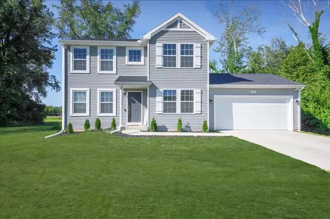 1157 Sonoma Ct, Baroda, MI 49101