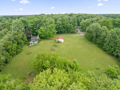 17990 Chain Lake St, Calvin, MI 49031