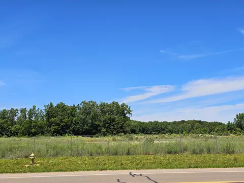1950 Oak St, Niles, MI 49120