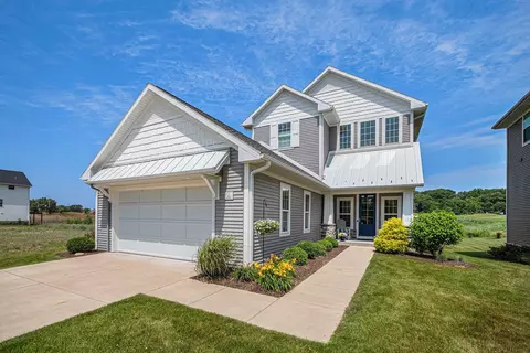 543 Emerald Ct, Benton Harbor, MI 49022