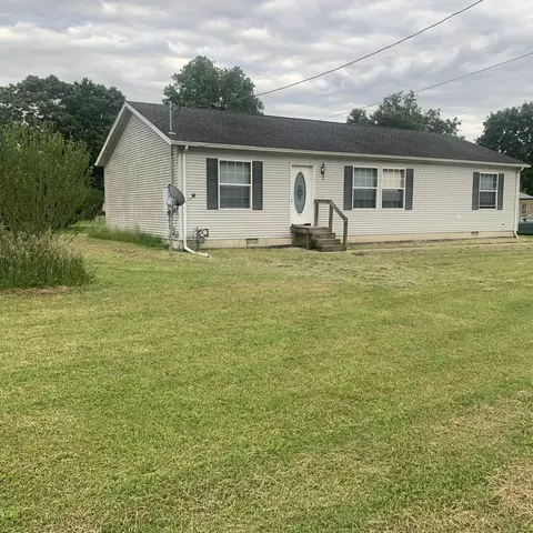 121 Millburg Dr, Bainbridge, MI 49022